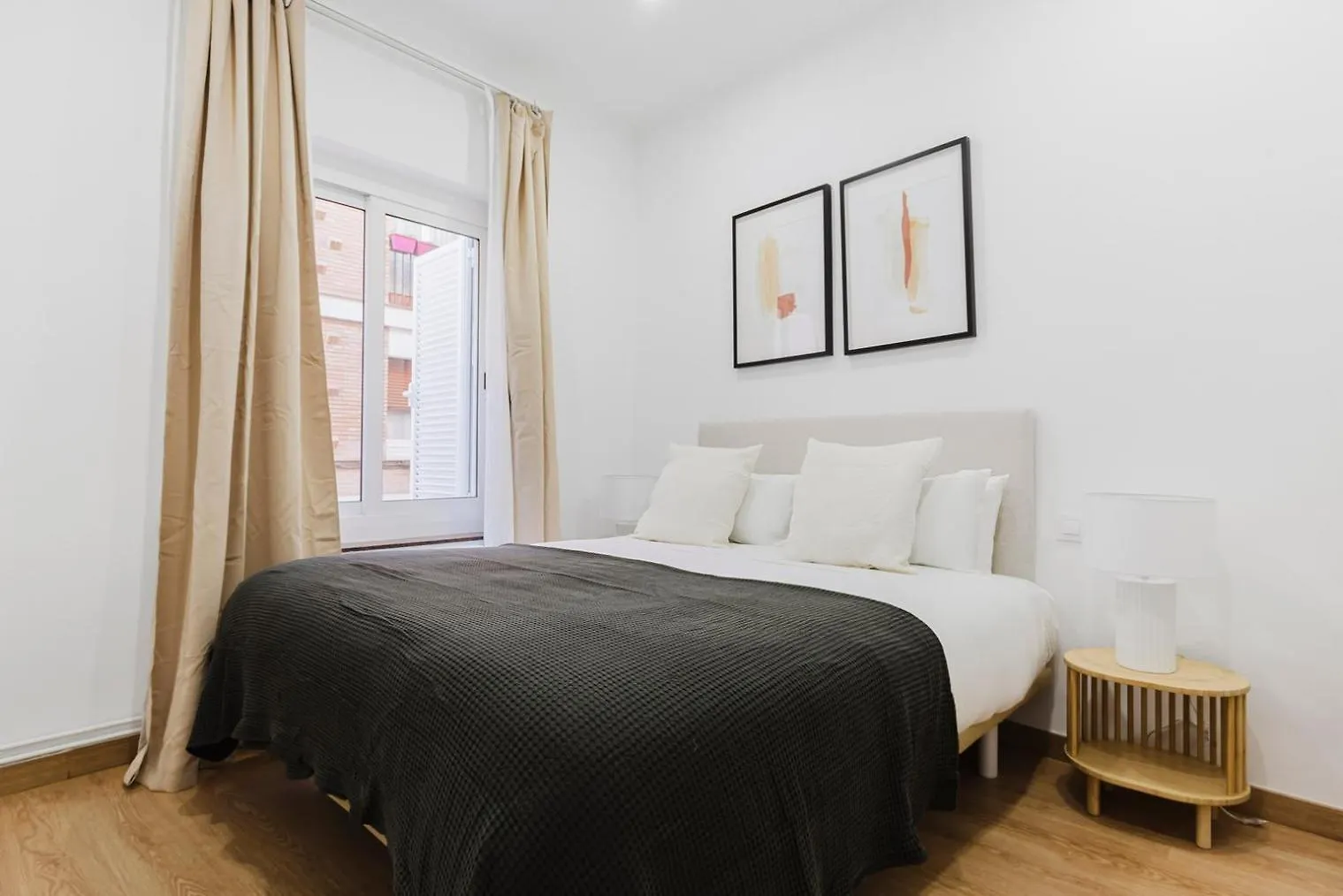 Blueground Sarria Ac Balcony Nr Pedralbes Bcn-173 Apartment Barcelona