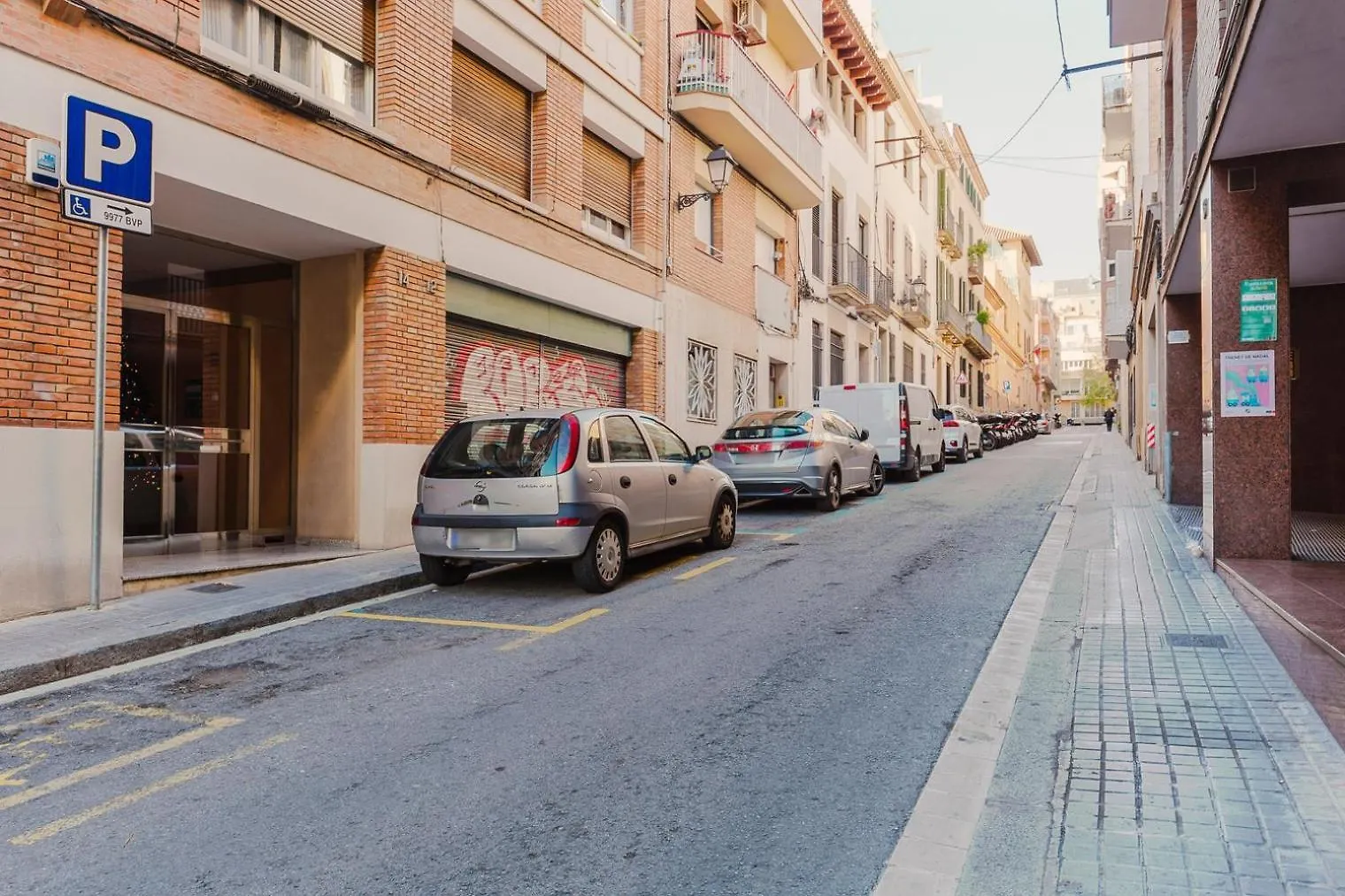 Blueground Sarria Ac Balcony Nr Pedralbes Bcn-173 Apartment Barcelona